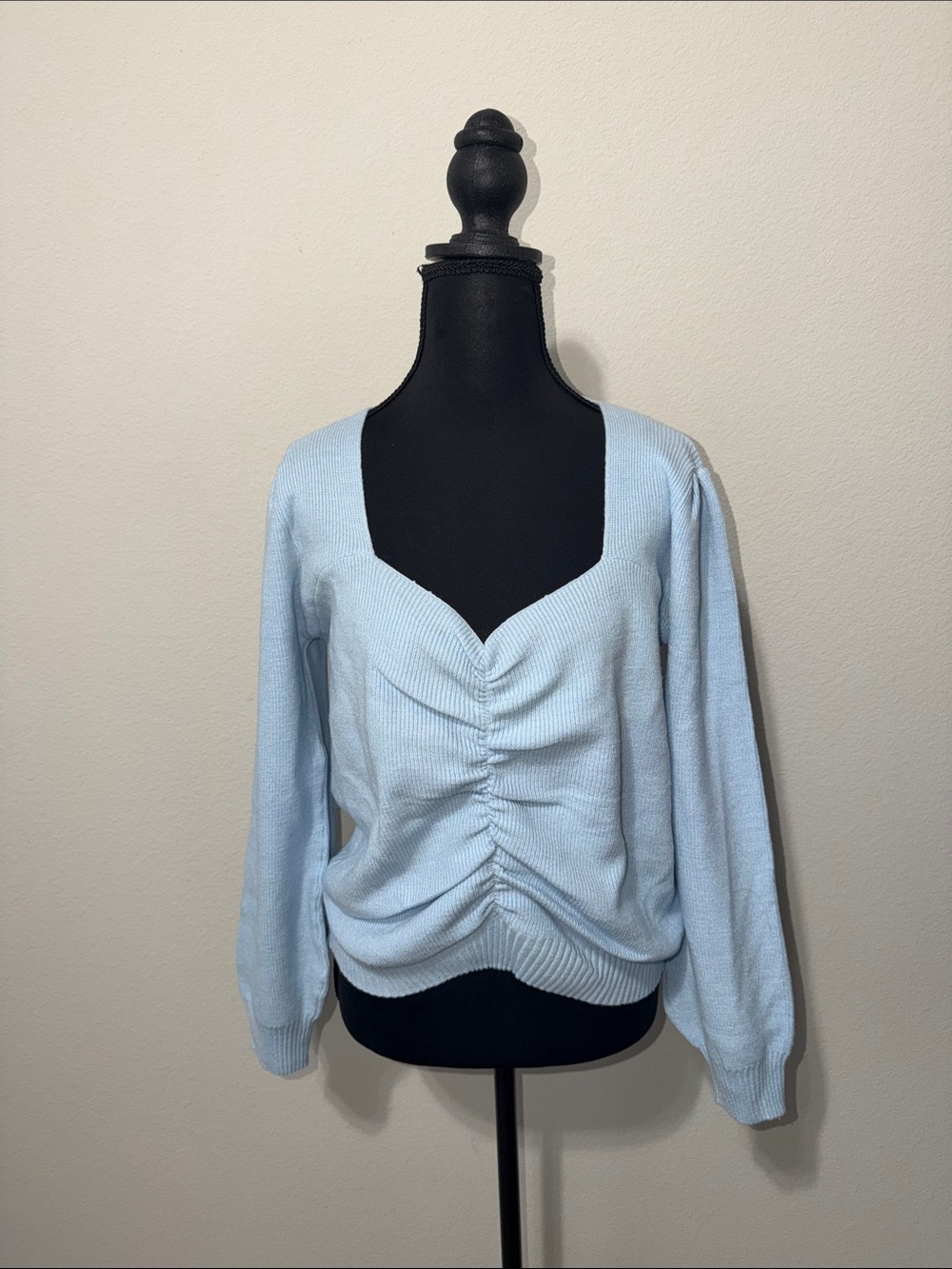 NWT Miracle light weight sweater